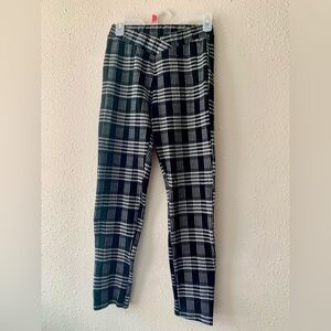 black patterned skinny pants